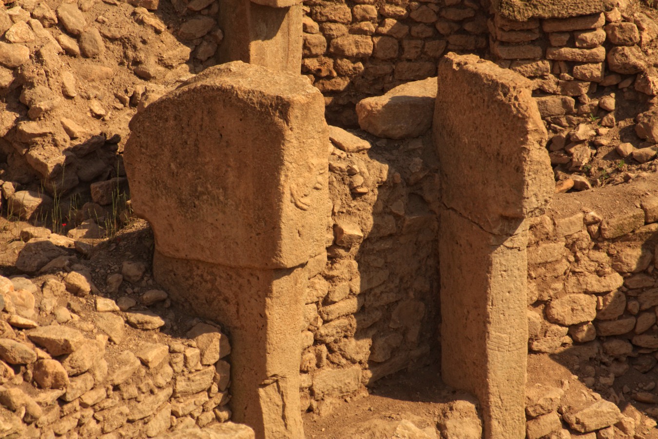 dikilitaşlarsemboller